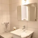Garni Kleist Am Kurfuerstendamm فندق برلين
