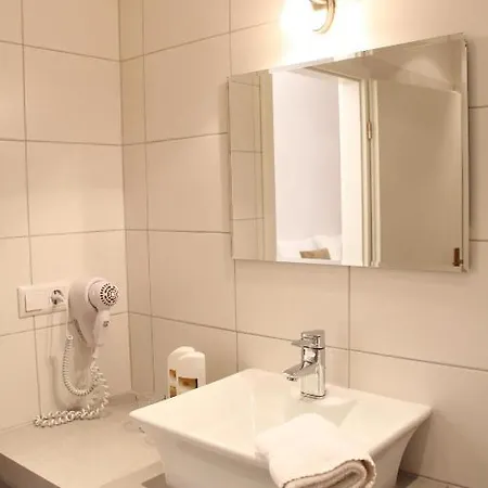 Garni Kleist Am Kurfuerstendamm Szálloda Berlin