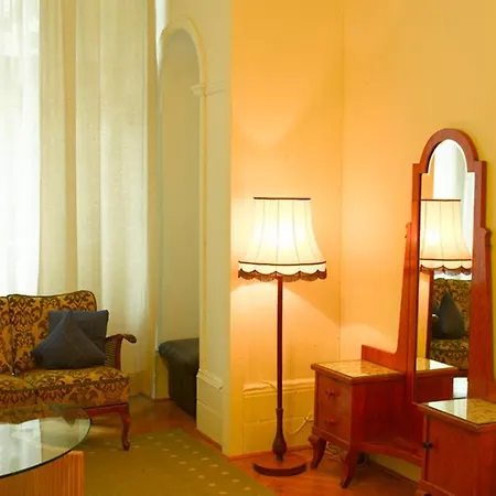 Garni Kleist Am Kurfuerstendamm Szálloda 2*