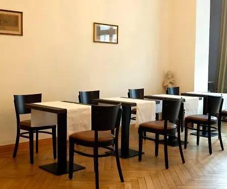 Hotel Garni Kleist Am Kurfuerstendamm Berlino