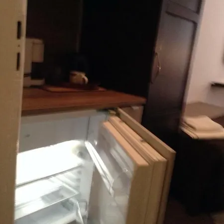 Szálloda Garni Kleist Am Kurfuerstendamm