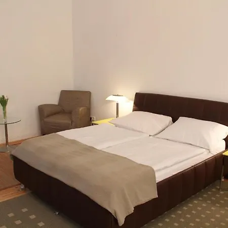 Hotel Garni Kleist Am Kurfuerstendamm 2*