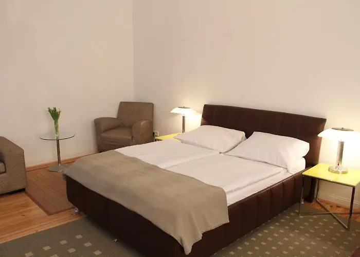 فندق Garni Kleist Am Kurfuerstendamm 2*